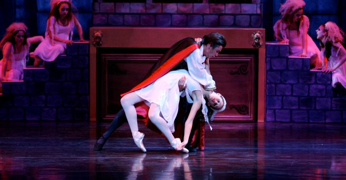 ‘Le Ballet de Dracula’ offers thrills, chills, chance to dance and don costumes