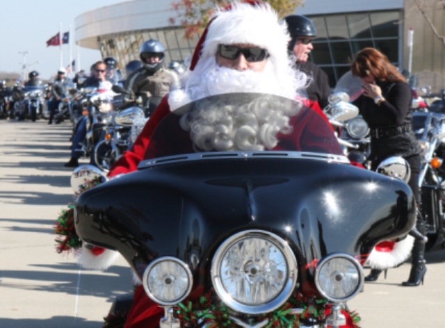 Bikers bring Christmas to Golden Meadows Elementary with Rolling Thunder Toy Run