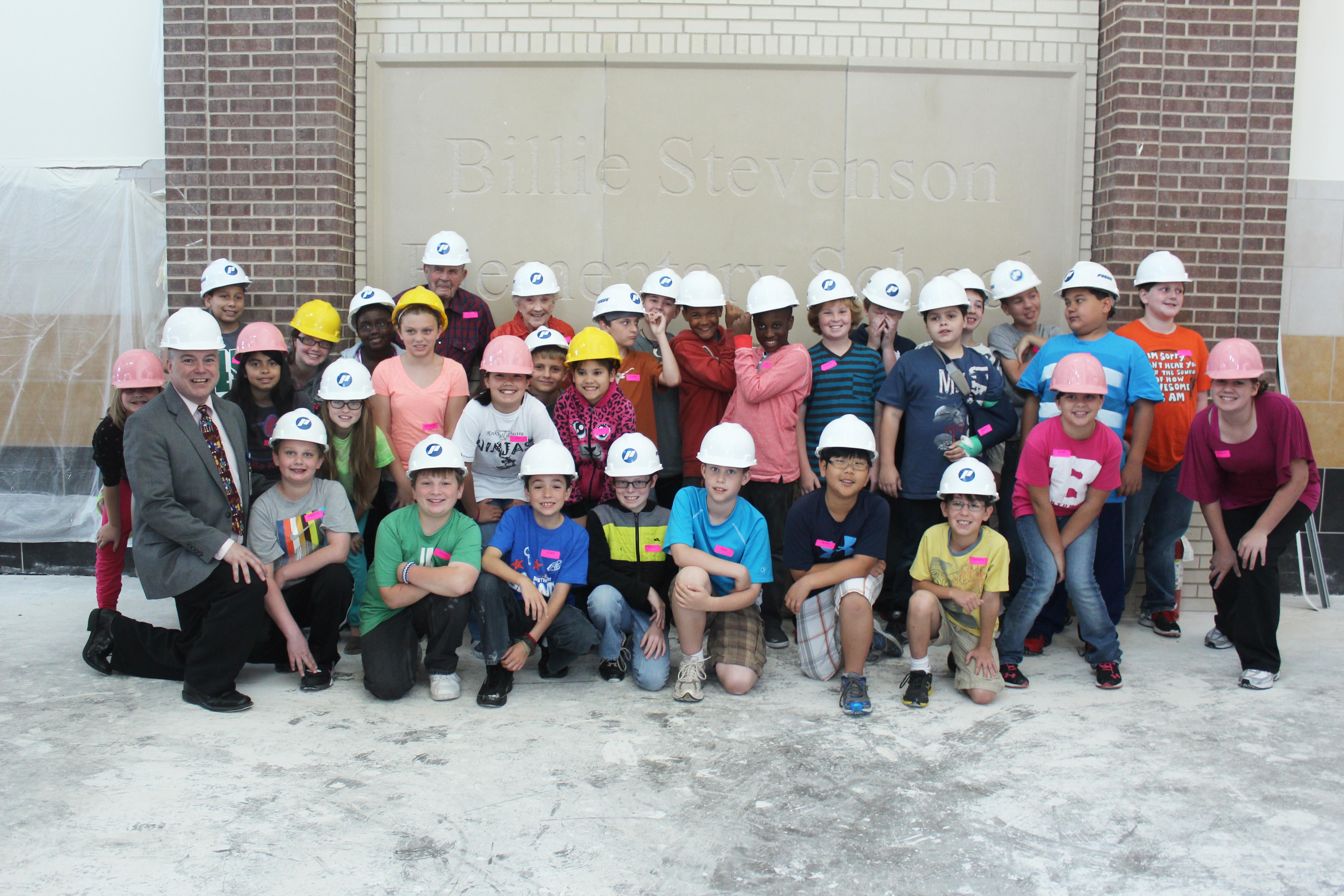 Students get sneak peek at Billie Stevenson Elementary Blue Ribbon News