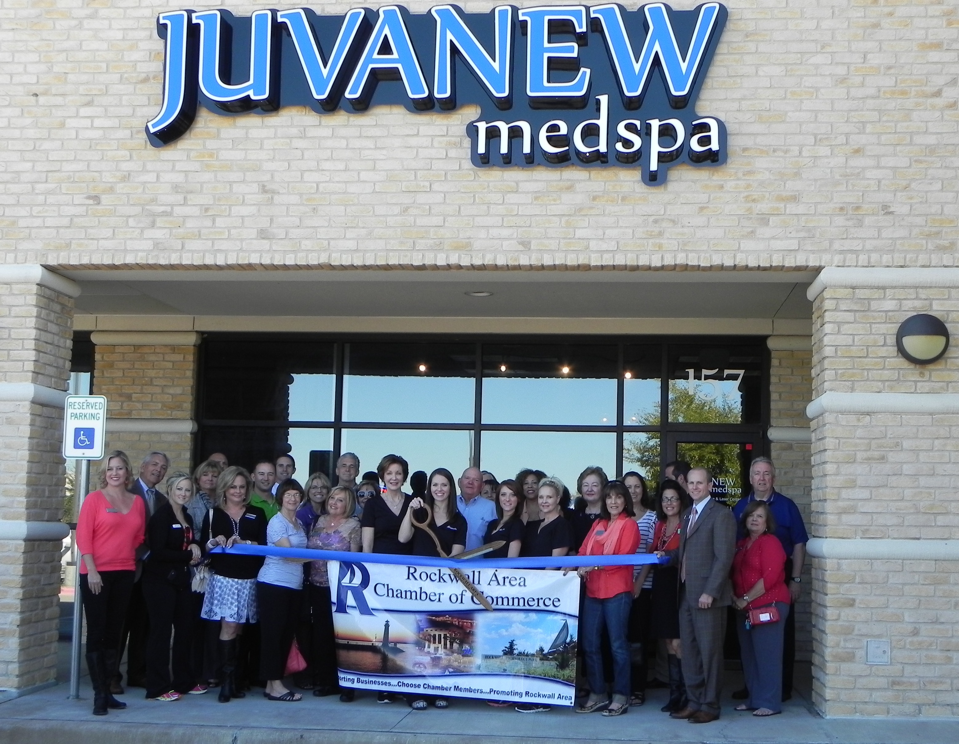 Juvanew Medspa celebrates new location with ribbon cutting