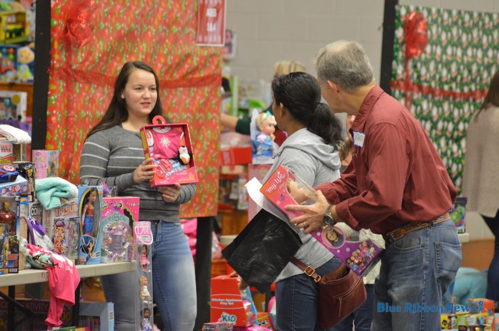 Rockwall Helping Hands Toy Drive brings Christmas to hundreds of local children in need
