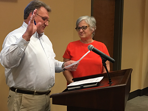Herren appointed to fill vacant McLendon-Chisholm city council seat