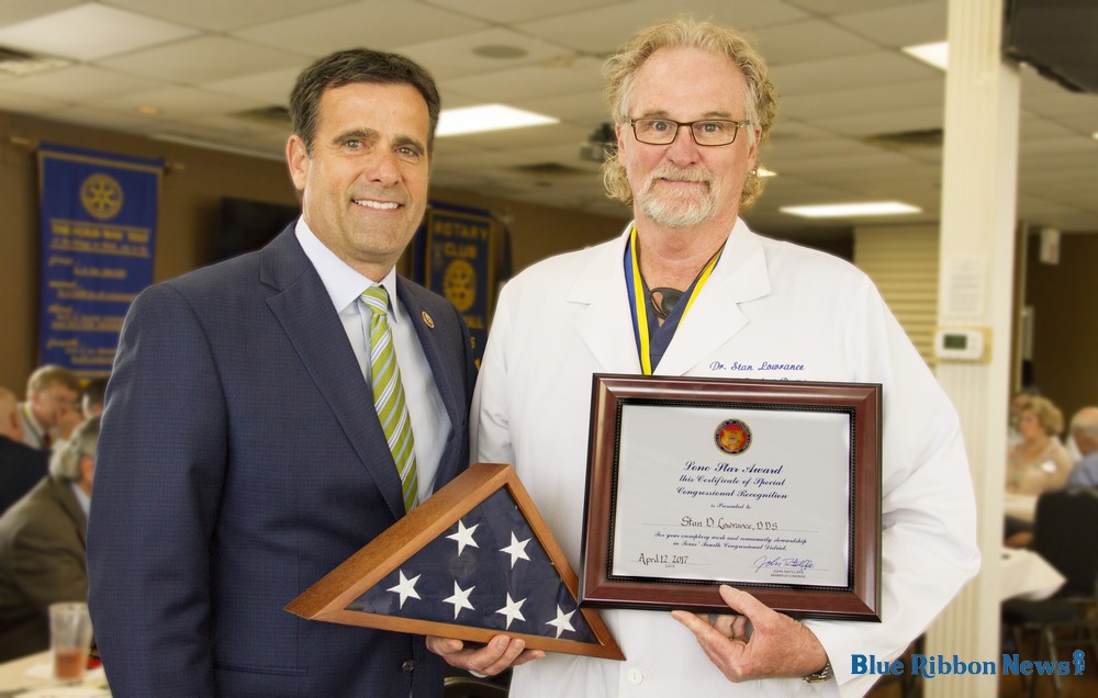 Local dentist aids veteran in need, receives John Ratcliffe Lone Star Award