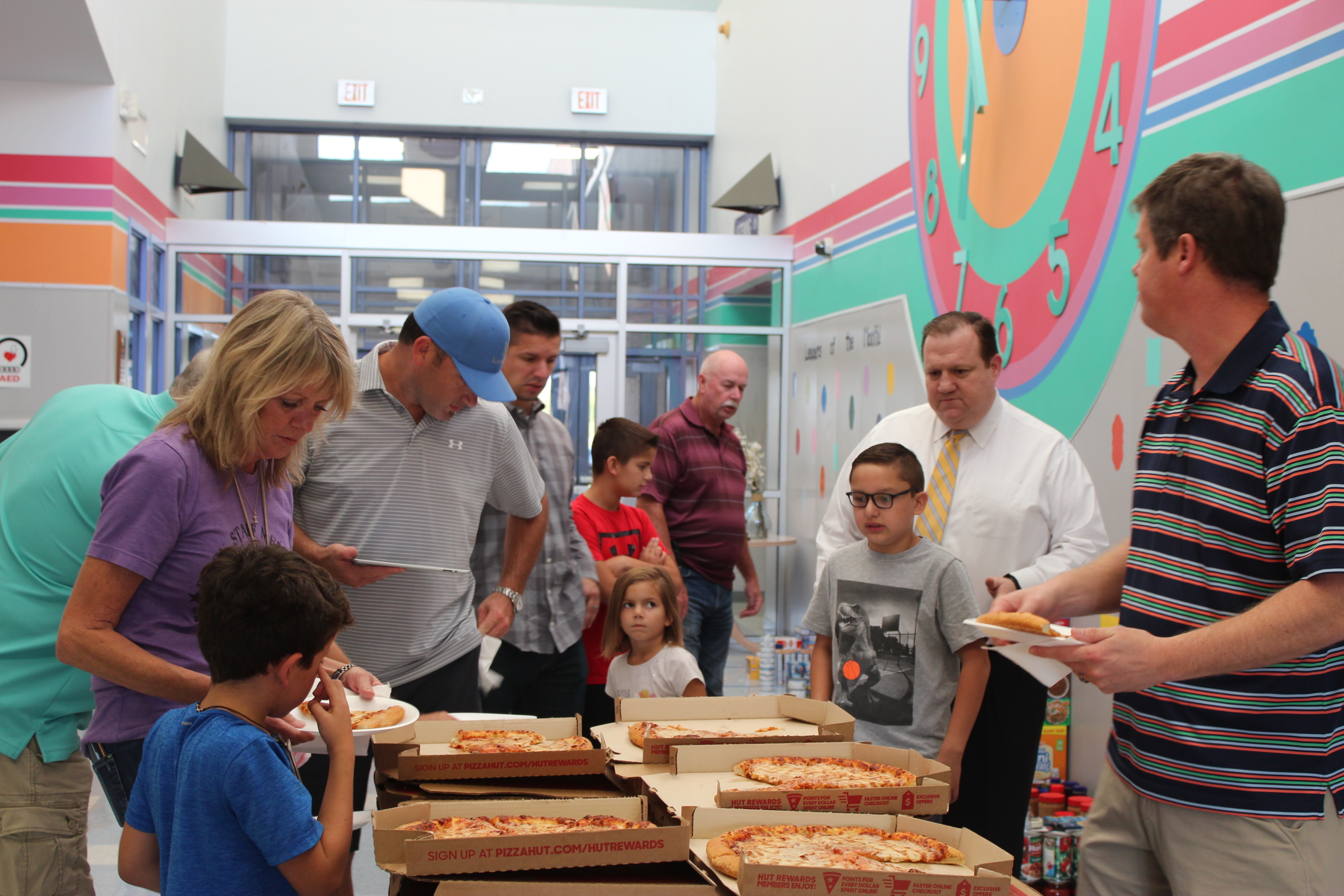 Pullen Elementary kicks off Watch D.O.G.S. program with pizza party