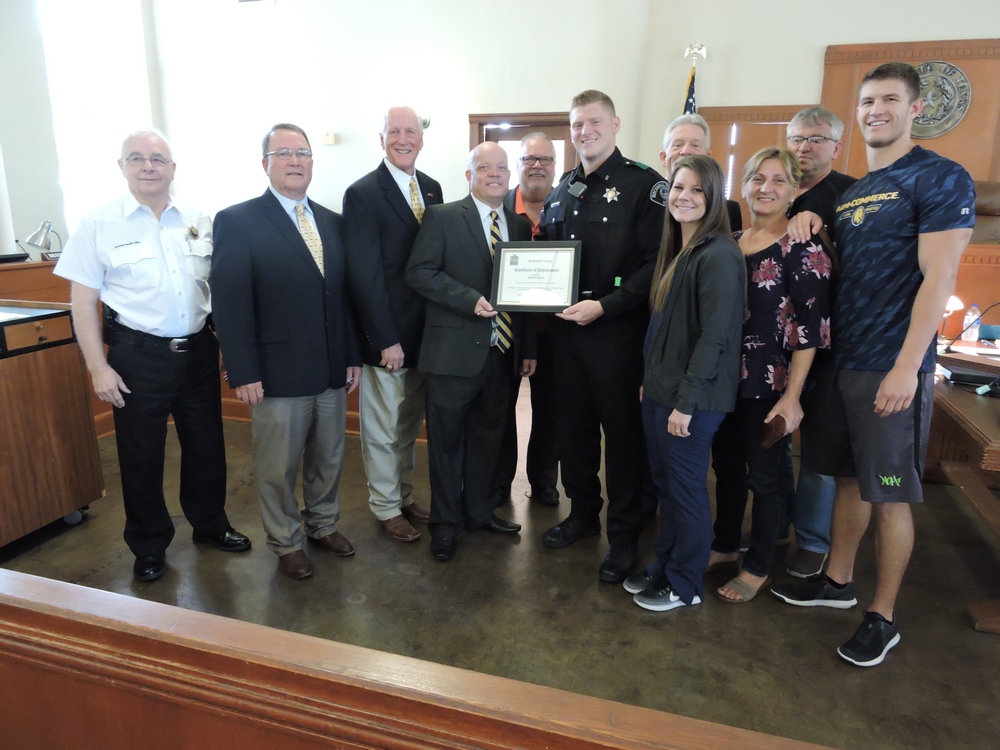 Rockwall sheriff’s deputy receives certificate of achievement