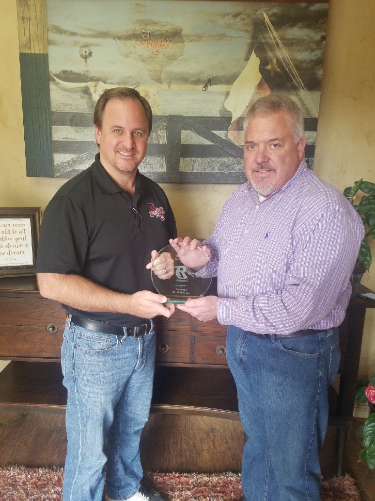 Soulman’s Bar-B-Que receives Rockwall Chamber Medium Size Business of the Year Award