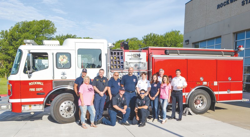 Rockwall residents give back to community heroes