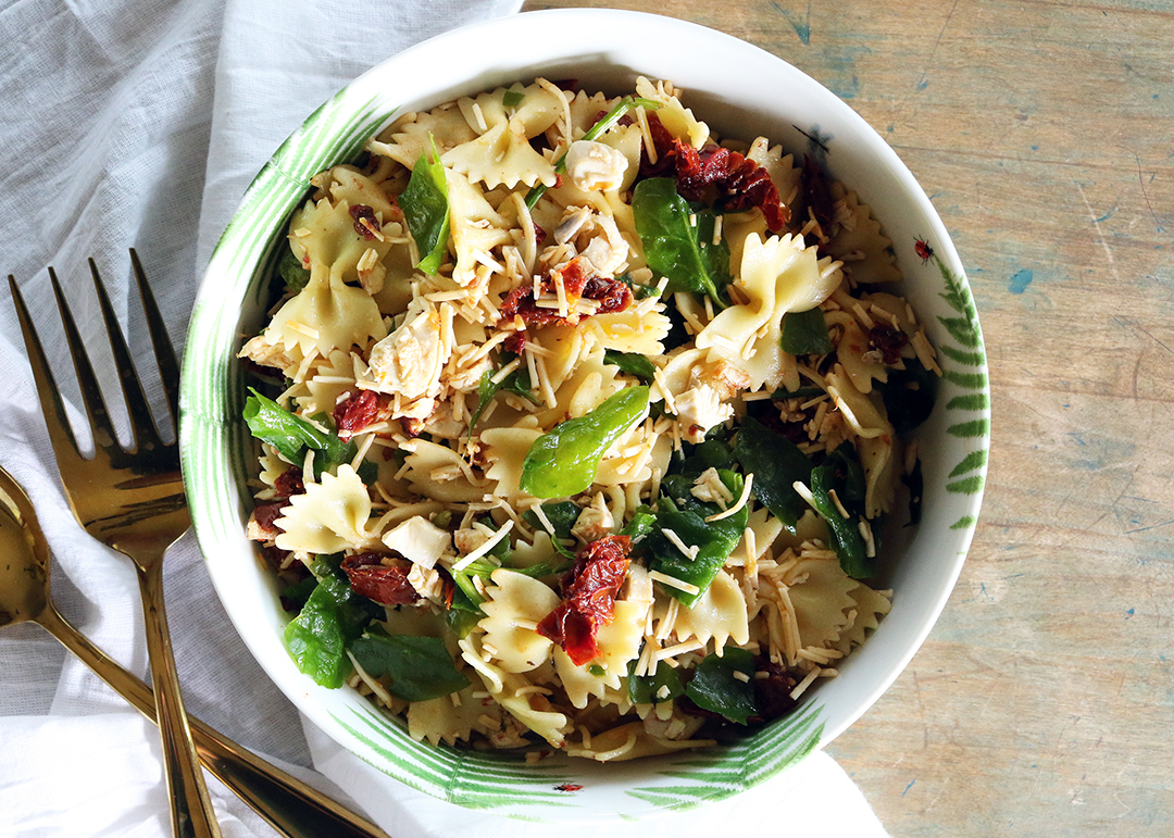 Cooking with Ease: Sun-dried Tomato Pasta Salad