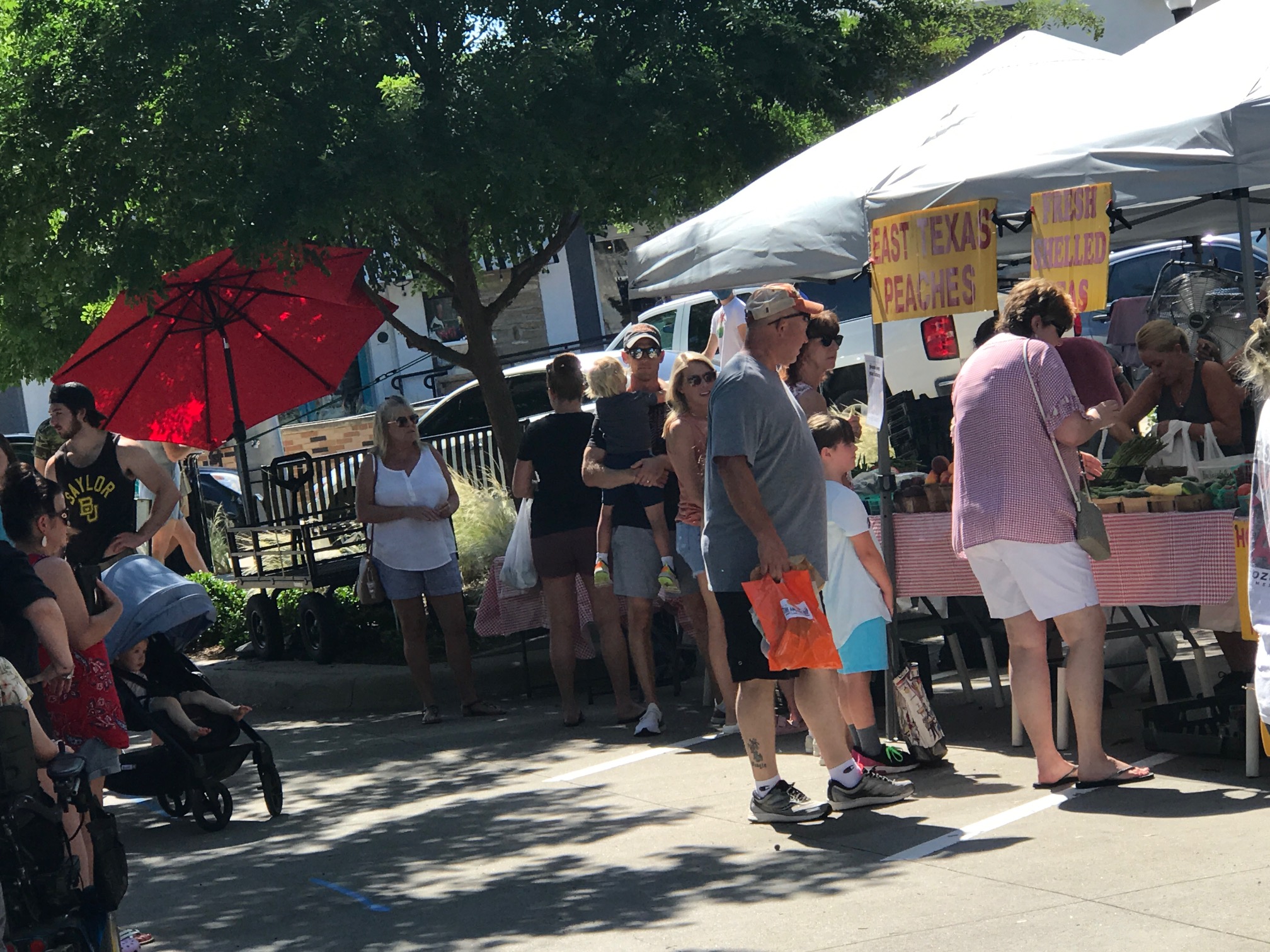 PHOTOS Farmers Market opens in Downtown Rockwall Blue Ribbon News