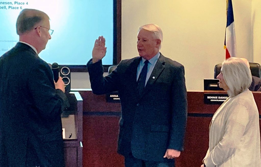 Mark Rochell Councillor Rockwall City Councilmembers sworn in – Blue Ribbon News