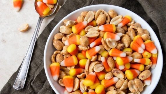 Cooking with Ease: Make the Most of Fall Food Holidays
