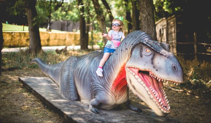 Experience prehistoric wonder at the 19th Annual “Dinosaurs Live!” exhibit at Heard Natural Science Museum & Wildlife Sanctuary