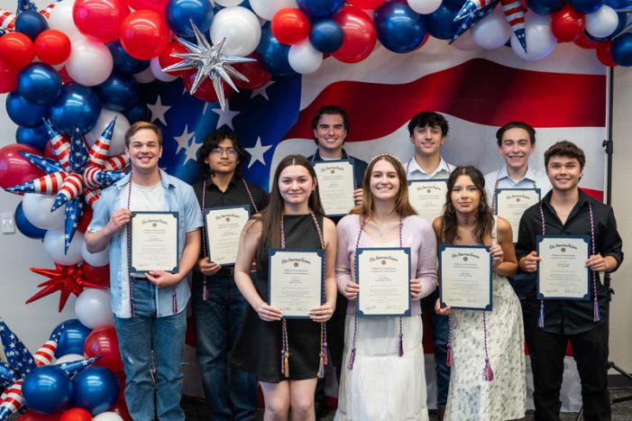 Royse City High School honors seniors enlisting in U.S. Military