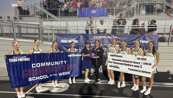 Royse City Bulldogs celebrate Community Connector Award recipient, Sharon Newton