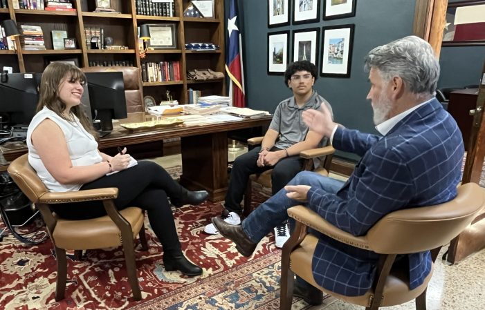 Rockwall ISD Law Practicum students explore the role of the county judge with Judge Frank New