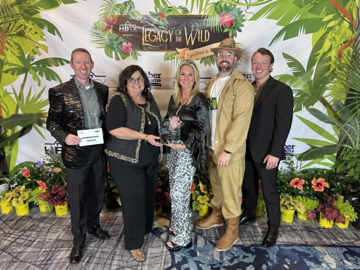 HomeBank Texas Honored for Community Impact, Celebrates 25 Years with Rockwall Area Chamber