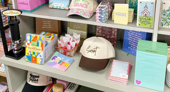 Lyla’s Clothing & Gifts Thriving in New Downtown Rockwall Location